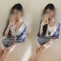 左左164/D/47/26歲  敢玩 身材好 服務棒棒的