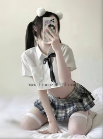 海棠160/B+/45/19有興趣做她的第一個客人趕快密我  『甜美小...