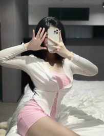 靜苒 163cmD奶26歲 #新妹  艷麗和清純之間隨意轉換