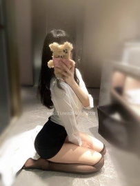 氣質女生 身材超棒又瘦瘦的