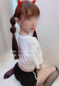 玲玲158cm C+ 20歲 44kg  可愛臉蛋 很會聊 幫吹時的模樣很享受
