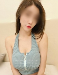 #高級尤物 愛馨 165/50/F/26歲  性感巨乳輕熟女