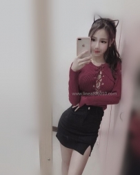 高挑嫵媚的小女人  魔鬼身材 床上會挑逗