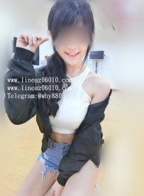 曉曉162/47/D/23  舞蹈學生 身體柔軟度佳.